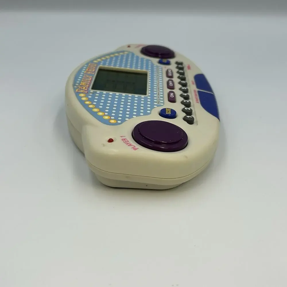 Family Feud Vintage 1997 Handheld Game VTG - TESTED Working